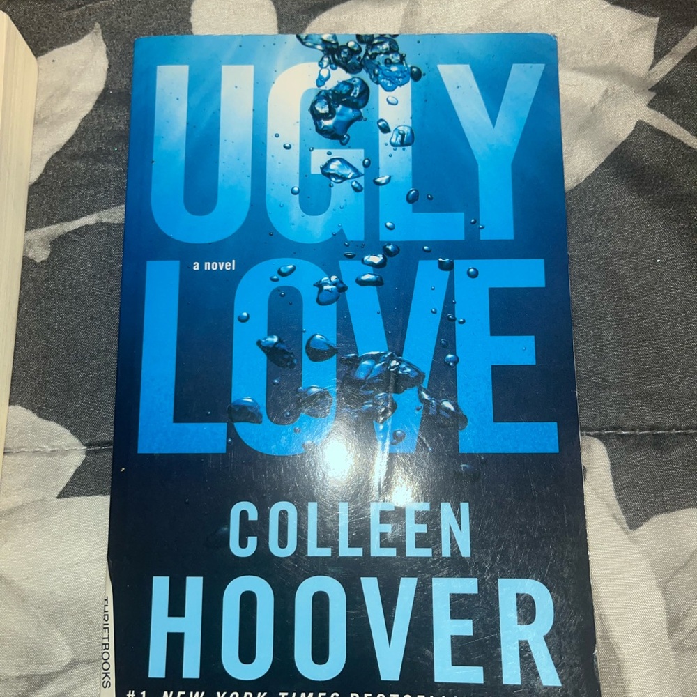 Colleen Hoover - Ugly Love